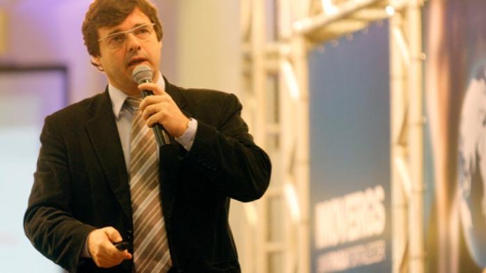 Descubra como a seleção e a interpretação de informações pode melhorar a gestão de empresas que atuam no setor moveleiro