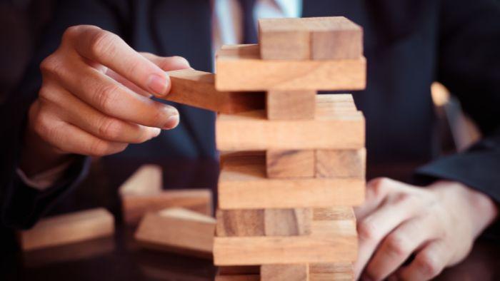 Gestão de crise na indústria moveleira: quais são as principais estratégias para enfrentar desafios?