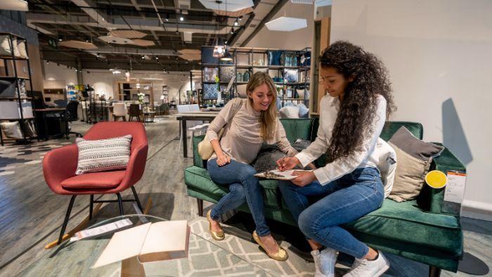 O que as empresas devem considerar antes de vender no setor moveleiro?