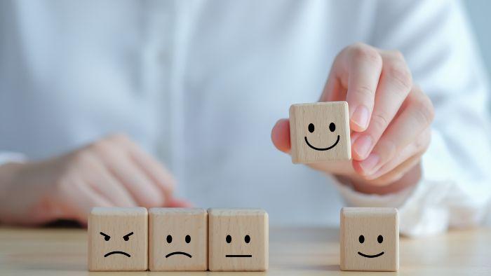 Overdelivery: qual é o significado do conceito e como pode impactar as vendas do setor moveleiro?