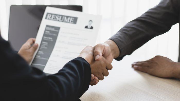 Consultoria empresarial: como saber qual o momento de contratar no setor moveleiro?