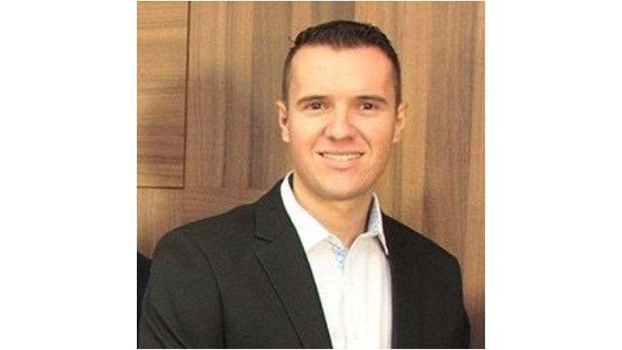 Como saber qual o momento de contratar serviços no setor moveleiro?