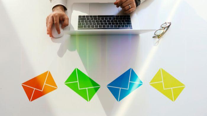 Entenda como os canais de comunicação podem ser usados por empresas moveleiras