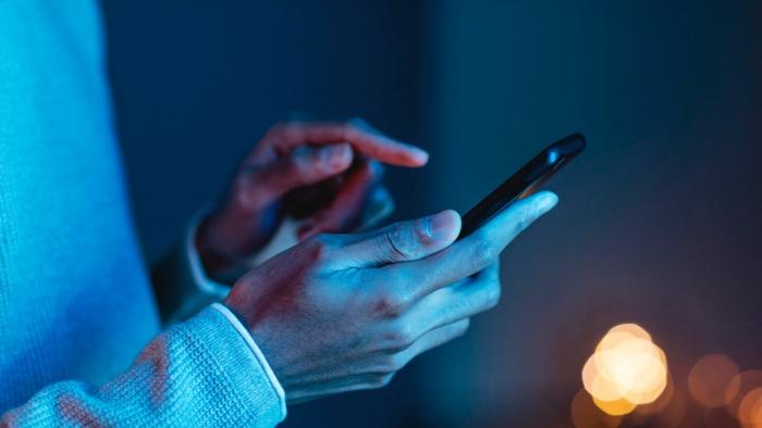 Anúncios no LinkedIn: como a plataforma pode atrair clientes B2B para empresas moveleiras?