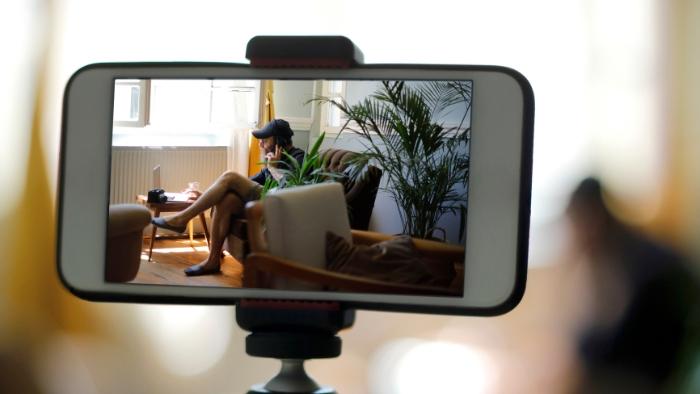Marketing digital no TikTok: quais são as principais estratégias para empresas moveleiras?