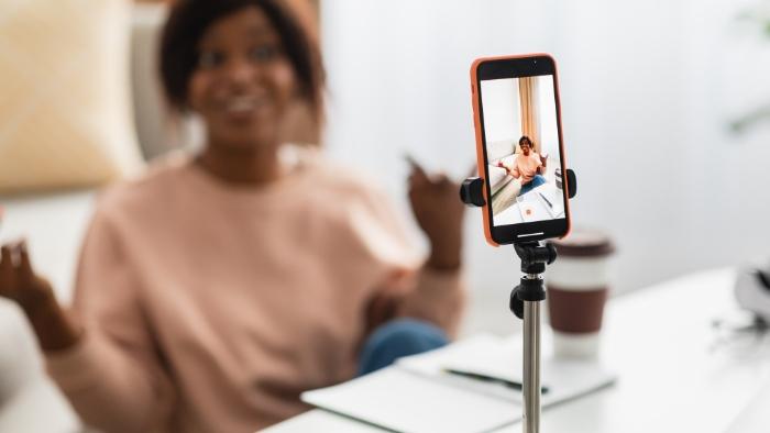 Quais são as principais estratégias de marketing digital para empresas moveleiras?