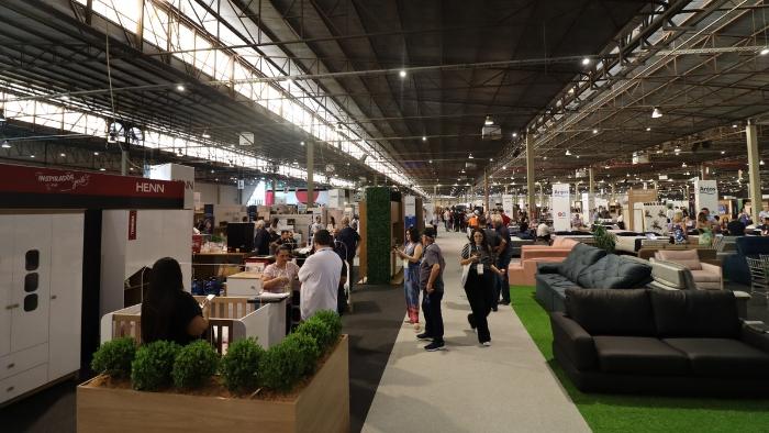 Feira em Arapongas, que começa nesta terça-feira, terá 160 expositores e espera receber mais de 30 mil visitantes