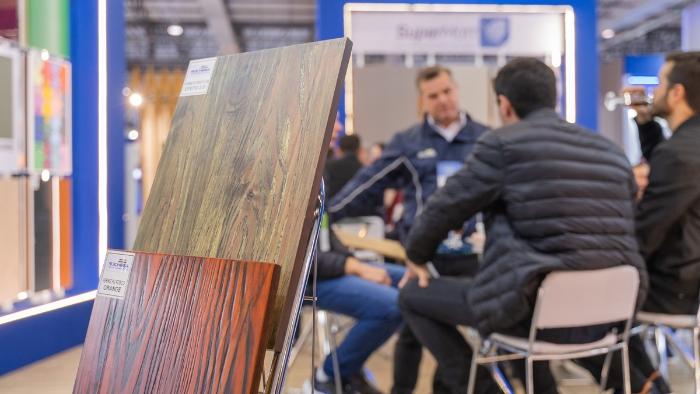 Fimma Brasil 2025: tradição e inovação no setor moveleiro sob a abordagem estratégica e a visão de exposição da Sayerlack