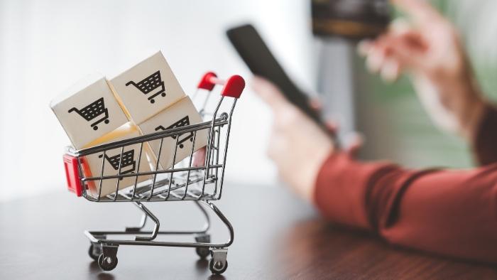 Navegando em 2025: o cenário global e brasileiro e suas aplicações estratégicas para o setor moveleiro B2B