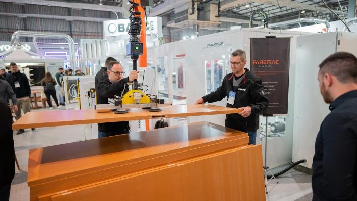 Produção de móveis: como tornar as operações industriais mais eficientes?