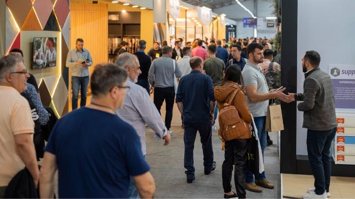 Feira moveleira em Bento Gonçalves, no Rio Grande do Sul, consolida sucesso e aponta caminhos para o futuro da indústria moveleira