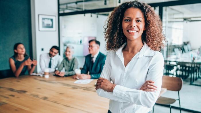 Gestão de pessoas no setor moveleiro: como atrair e reter talentos em um mercado competitivo?