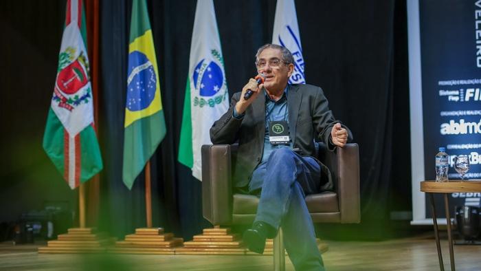 O futuro do morar: um guia estratégico para a indústria moveleira brasileira na era da casa multifuncional